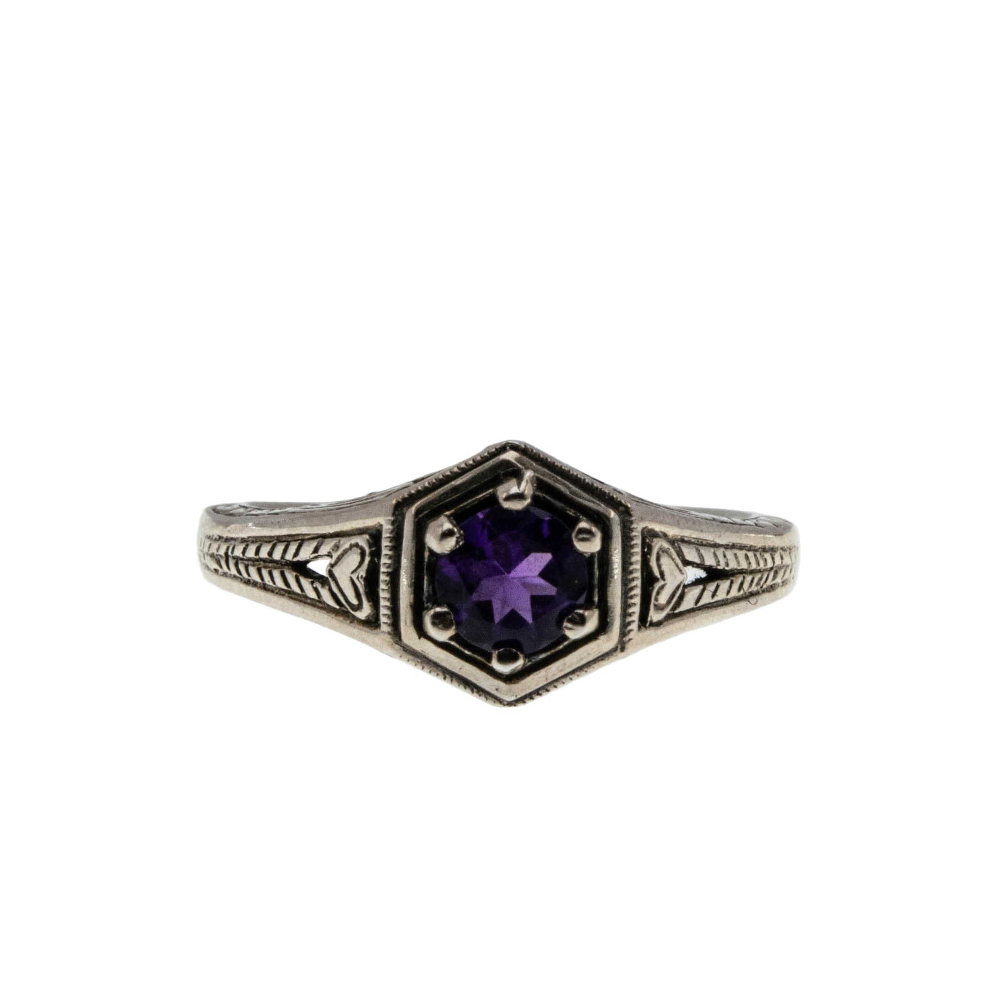 Lavender & Hearts - Estate Sterling Silver Natural Amethyst Engraved Filigree Ring (ER425)