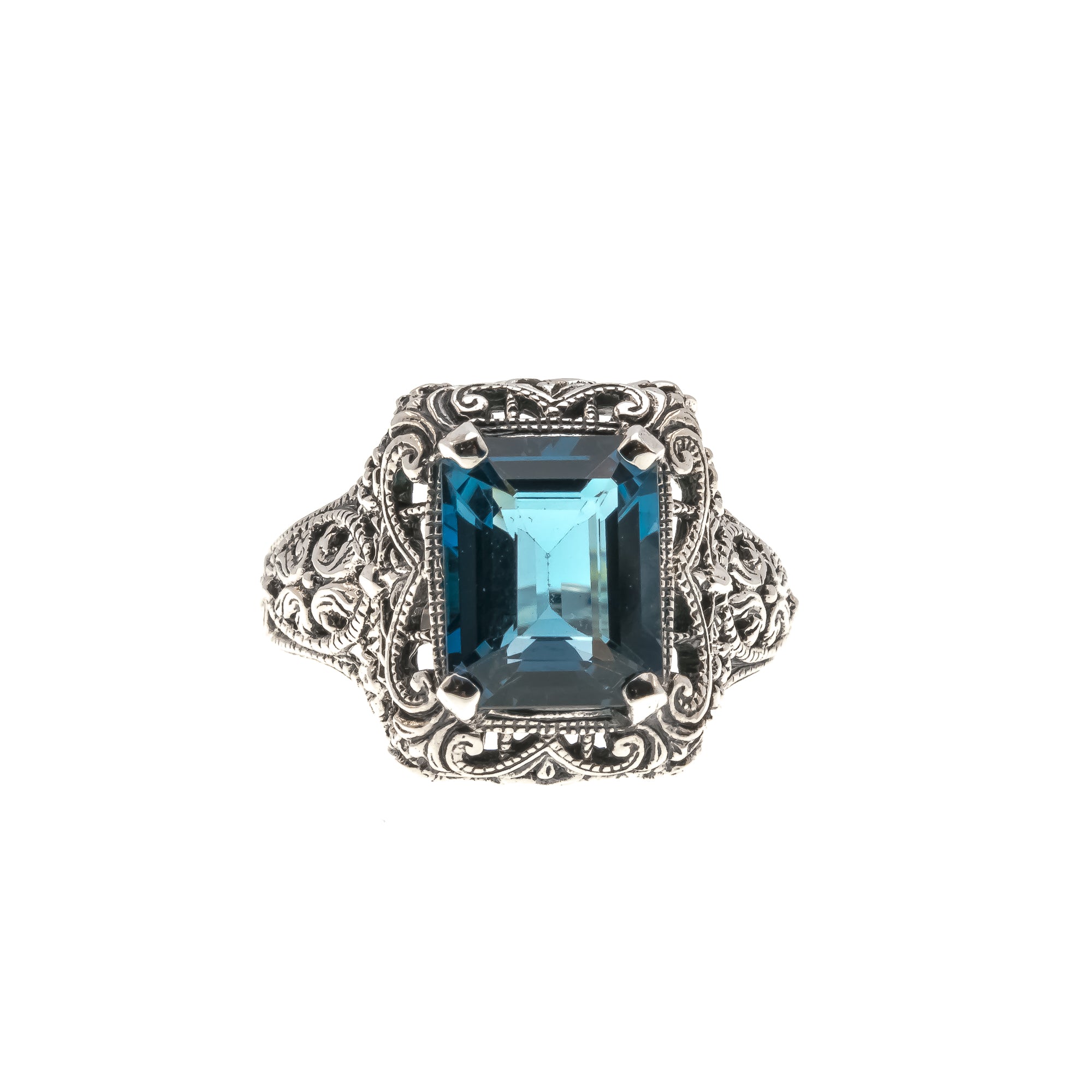 Sea Of Filigree - Estate Sterling Silver Natural London Blue Topaz Filigree Ring (ER119)