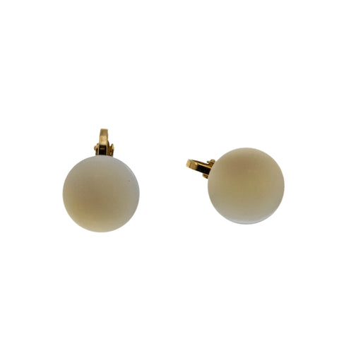 Pearly White - Vintage Gold Plated Button 'Mother Of Pearl' (Simulated) Lever Back Clip-On Earrings (VE466)