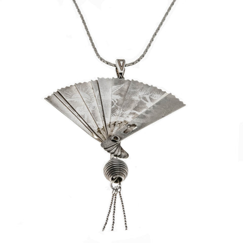 Orientalism - Vintage Silver Plated Etched Fan Pendant & Chain (VP172)