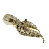 Elegant Flower - Vintage Signed 'Sarah Coventry' Gold Plated Baroque Pearl Brooch (VBR313)