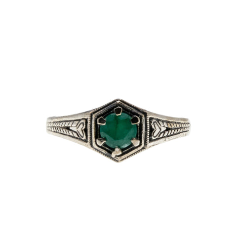 May Birthstone & Hearts - Estate Sterling Silver Natural Emerald Engraved Filigree Ring (ER426)