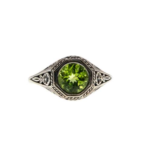Jungle Gem - Estate Sterling Silver Natural Peridot Filigree Ring (ER432)