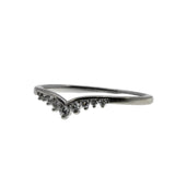 Chevron - Vintage 10K White Gold Natural Diamond Ring (VR1089)