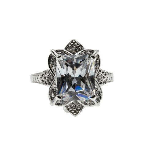 Fit For A Princess - Vintage Sterling Silver Princess Cut Cubic Zirconia Ring (VR1108)