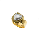 Nature's Luxury - Vintage Italian 18K Gold Mabé Pearl Textured Ring (VR885)