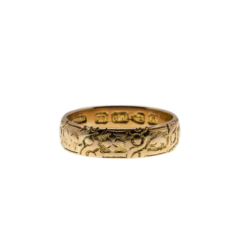 On This Day In 1884 -  Victorian English Rare 18K Gold Engraved Wedding band Ring (VICR167)