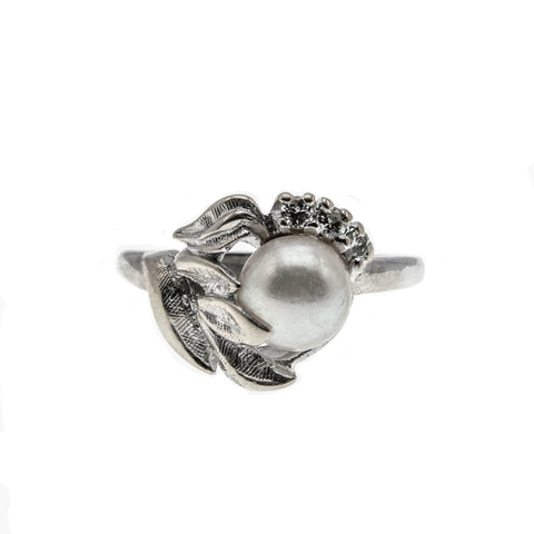 Snow Flower - Vintage Retro 14K White Gold Cultured Pearl & Diamond Ring  (VR675)