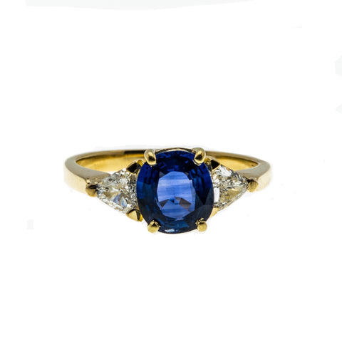 Ocean Tide - Vintage 18K Gold Natural Ceylon Sapphire & Trillion Cut Diamond Ring (VR695)