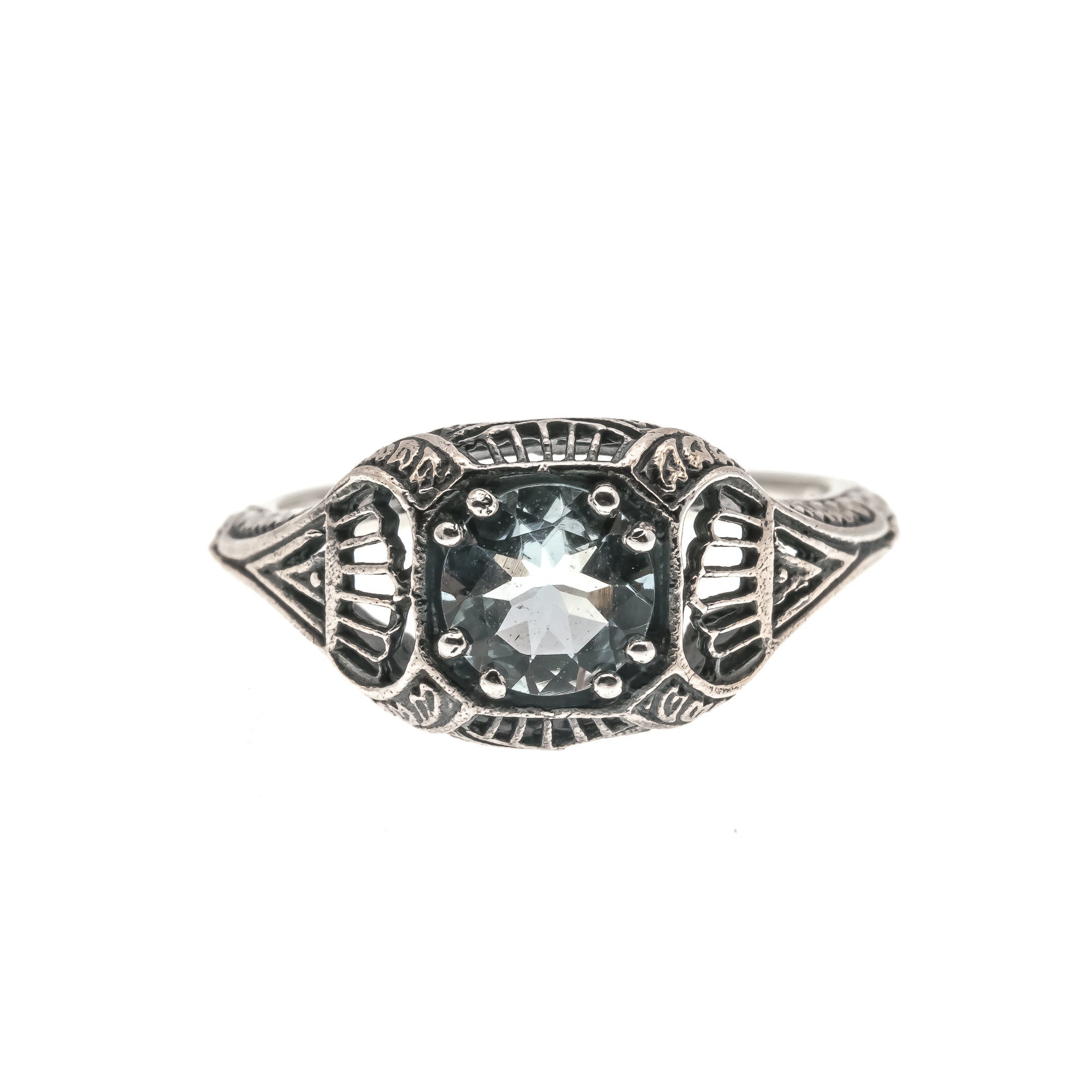 Azul Skies - Estate Sterling Silver Aquamarine Ring (ER075)