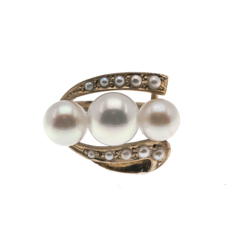 Sea Spray -  Vintage 14K Gold Cultured Pearl Ring (VR564)